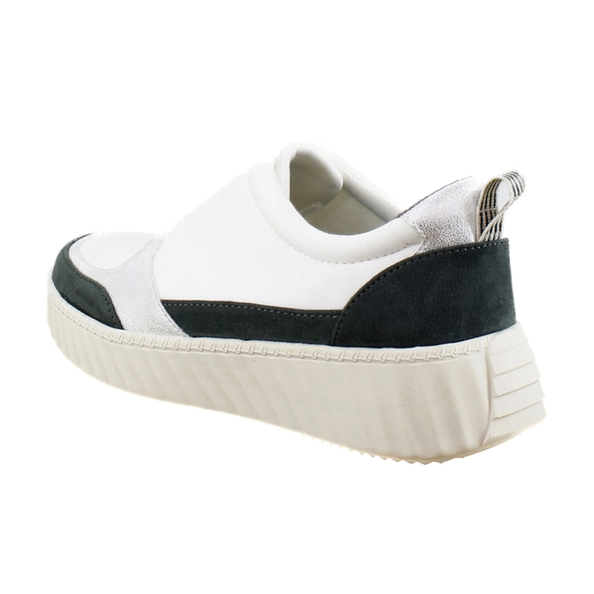 Bzees Winner - Image 14