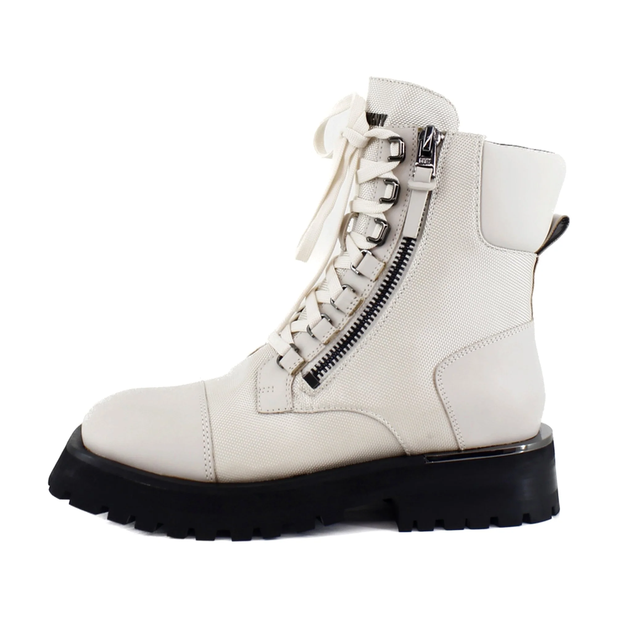 DKNY River - Image 12